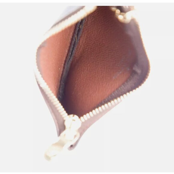 Louis Vuitton 2018 LV Monogram Key Holder - Picture 3 of 12